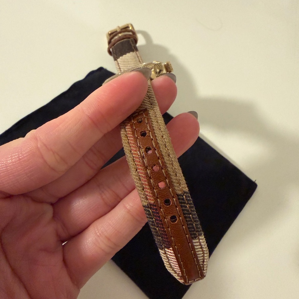 Burberry Watch - Picture 5 of 5